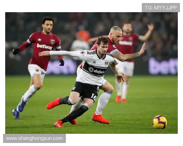 曼联锋线效率问题逐步反映,对赛季竞争表现造成影响 曼联锋线效率问题逐步反映,对赛季竞争表现造成影响