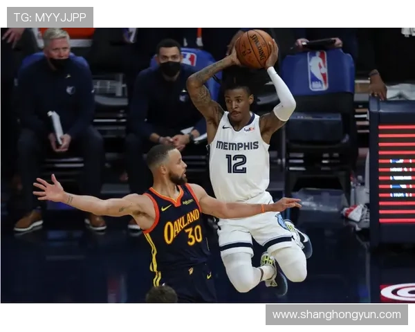 杜埃爆红原因：战术适配与比赛影响力如何体现